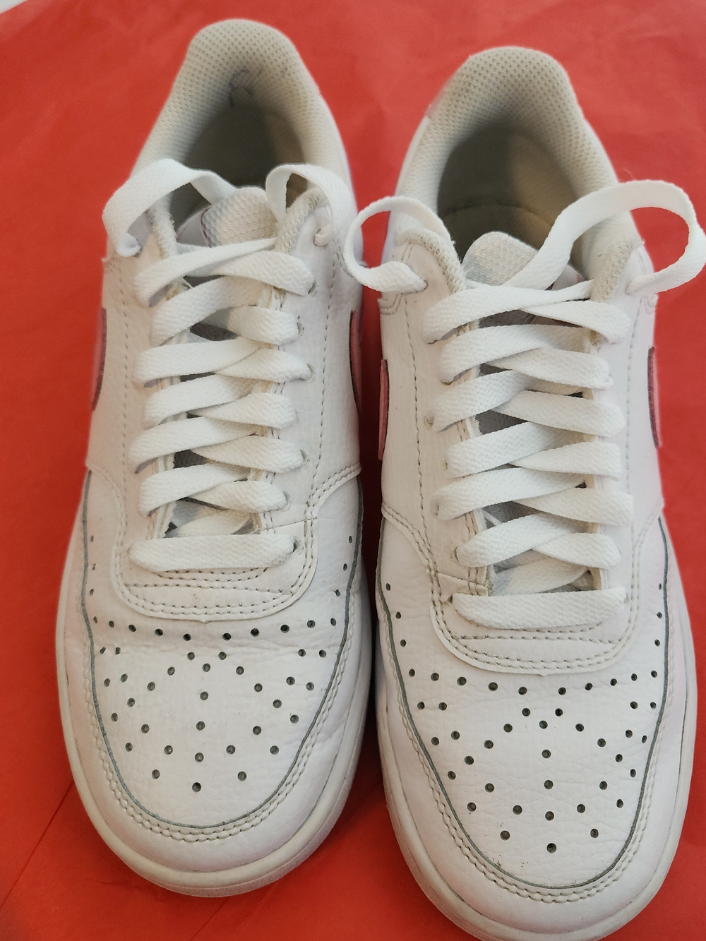 Nike Court Vision Low Sneakers Women’s Size 6.0 White Pink Casual Trendy - Picture 10 of 13